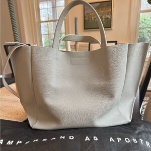 Ampersand as Apostrophe Half Tote